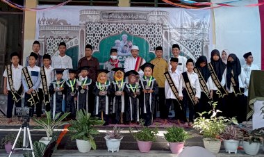 Sempat Tertunda, Ponpes Al-Baqiatus Shalihat Gelar Acara Tasyakuran Kelulusan Santri