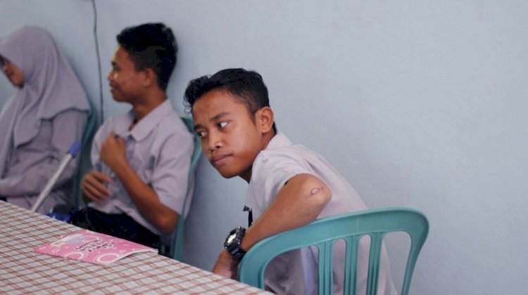 Puisi JEDING