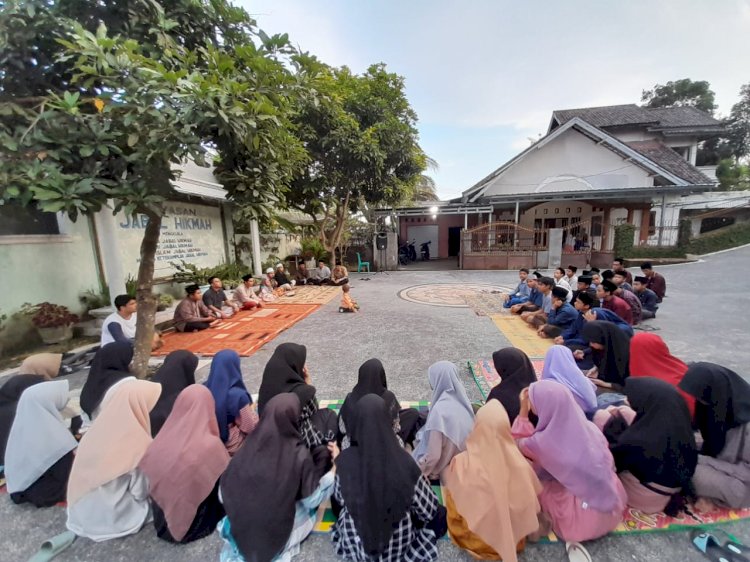 Buka Puasa Bersama Di Pondok Bulan Ramadhan 1444 H